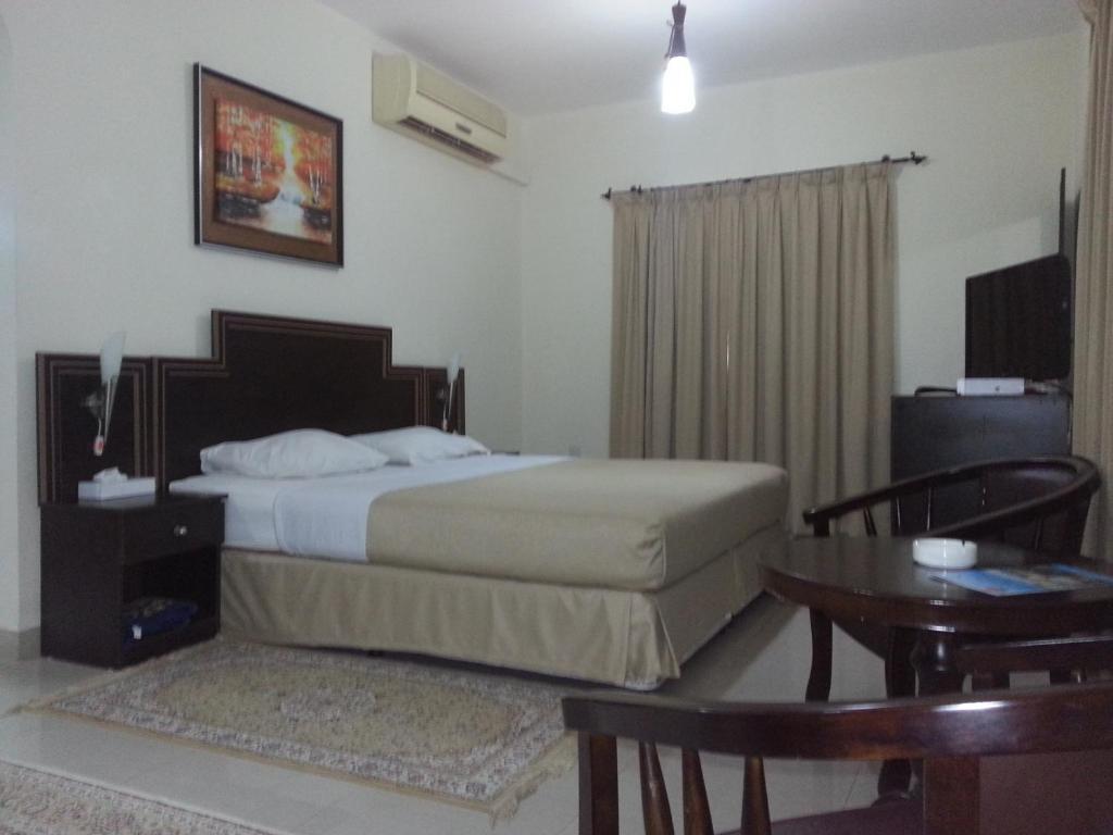Dolphin Hotel Maszkat Kültér fotó